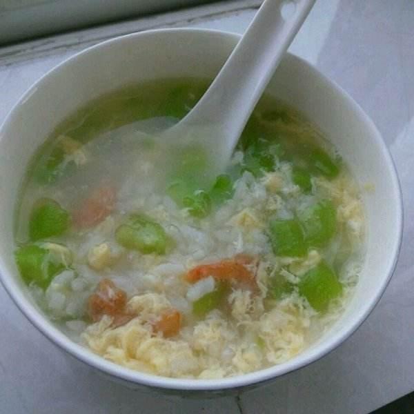 这种饭别给孩子吃了，会损害孩子身体健康，很多人都喜欢给孩子喂