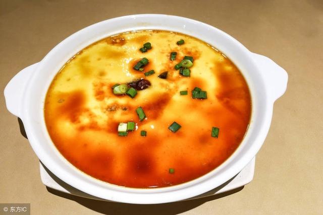 营养辅食：鸡蛋是全营养食物，多大的宝宝可以吃蒸蛋？