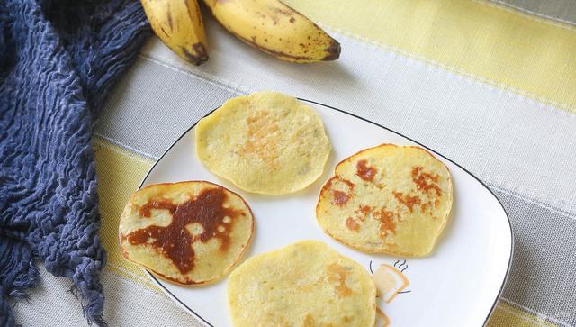 香蕉蛋黄饼的做法