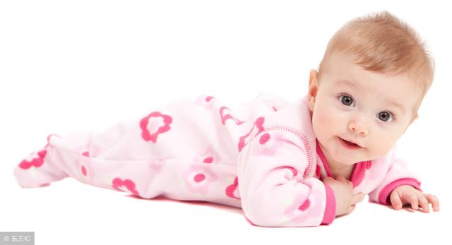 冬天生宝宝，给婴儿带连体衣进产房还是带分体衣进产房比较好？