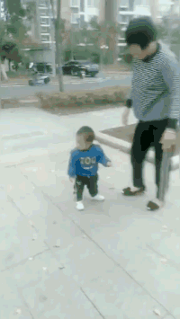 这世上最爱孩子的人，或许不是妈妈