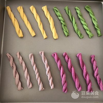 宝宝辅食—果蔬磨牙棒（6+）