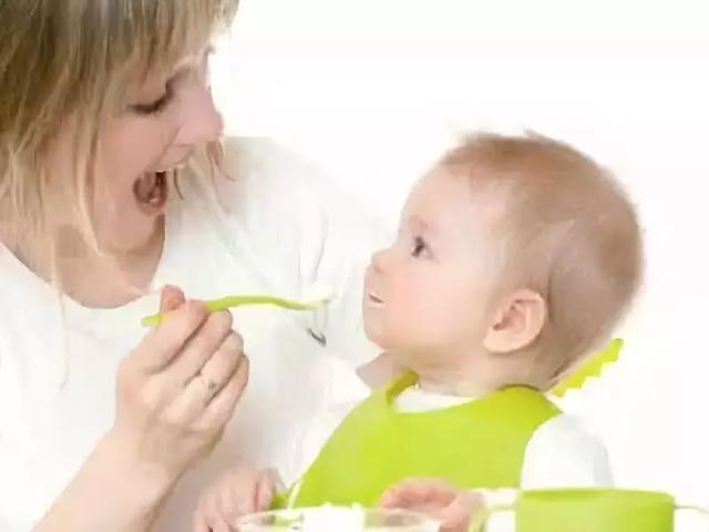 宝宝多大开始添加盐？宝宝如何避免吃盐误区，怎样吃盐才健康？