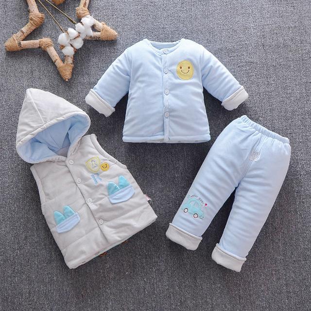 婴儿宝宝们的保暖问题需要这样的衣服才能解决，厚实保暖又透气