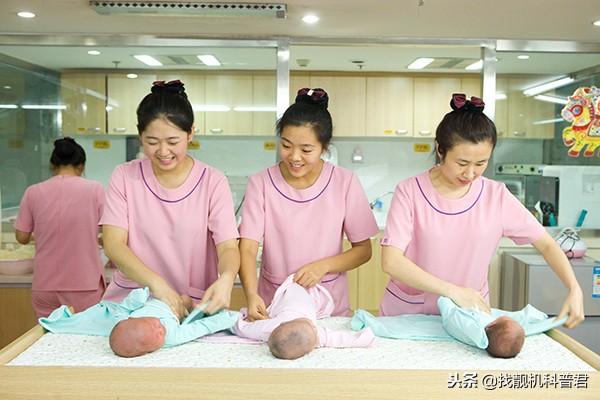 为什么现在的人宁愿去月子中心，也不在家里坐月子？