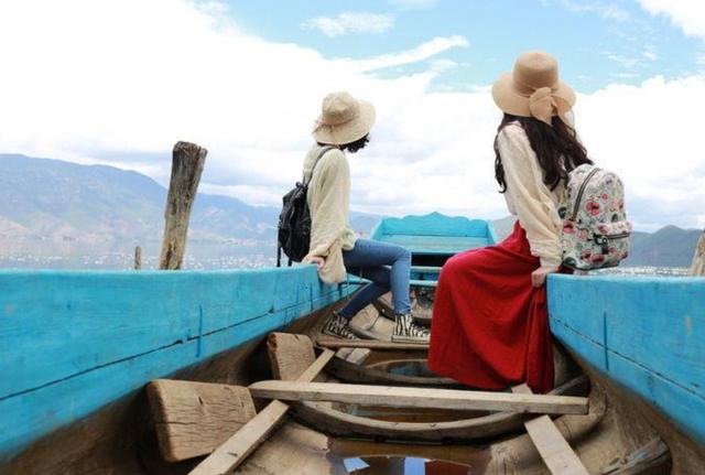 17岁女孩腹痛送诊，检查结果出来后，气得妈妈转身就走