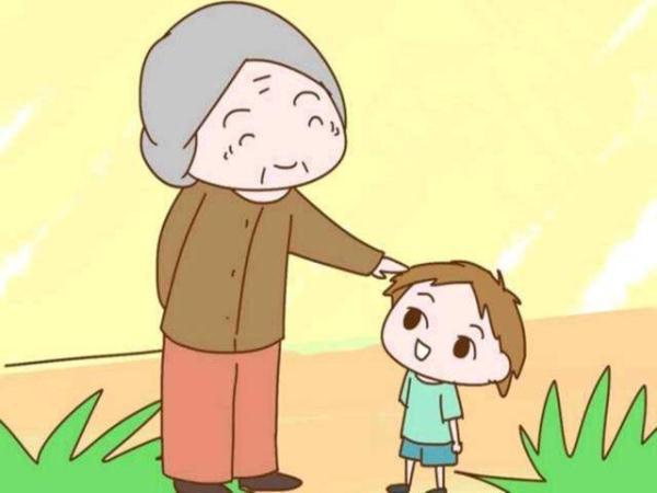 老人带娃时，如果还在做这两件事的话，宝妈要及时制止