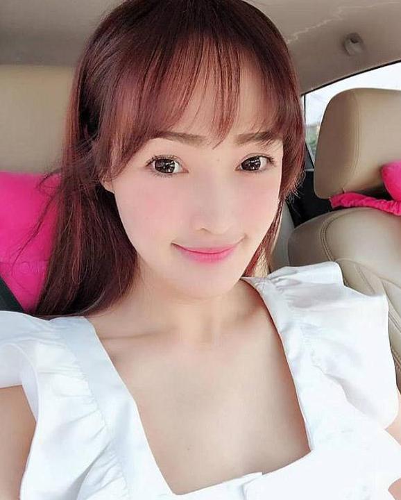 37岁辣妈养3个孩子管理2家公司，网友称这才叫彪悍的人生