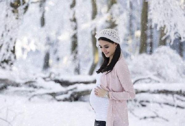 冬天孕妈少用这两件东西保暖，你舒服了，胎宝却可能畸形或早产