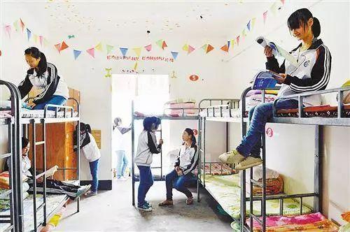 “寄宿制”对孩子带来的惨痛伤害！