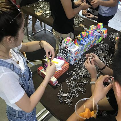 建议父母给宝宝买这类玩具，远离手机视频，开发脑活力，太赞了