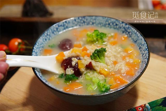 这碗粥，叶酸含量充足，常吃气色好，女人多吃点太适合了！