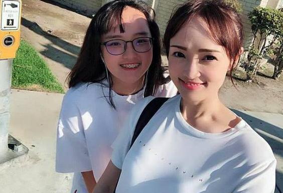 37岁辣妈养3个孩子管理2家公司，网友称这才叫彪悍的人生
