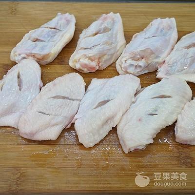 五彩鸡翅的做法