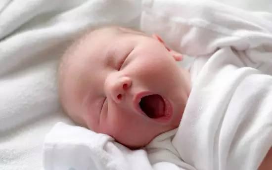 爸爸姓神，儿子上幼儿园做自我介绍：我自己都觉得这个名字很神奇