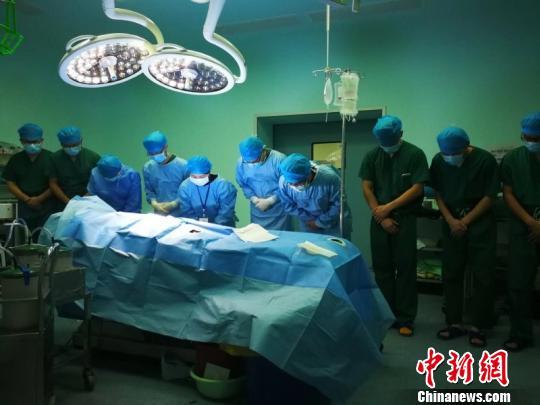 6个月大婴儿捐出器官 帮助他人重获新生