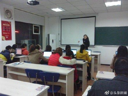 报培训班成家长隐私话题：“恨透了，但是别人的孩子都在上”
