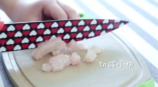 「9M+」这碗“鱼面”太特别，又香又嫩还好消化