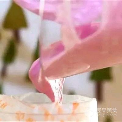火龙果酸奶溶豆的做法