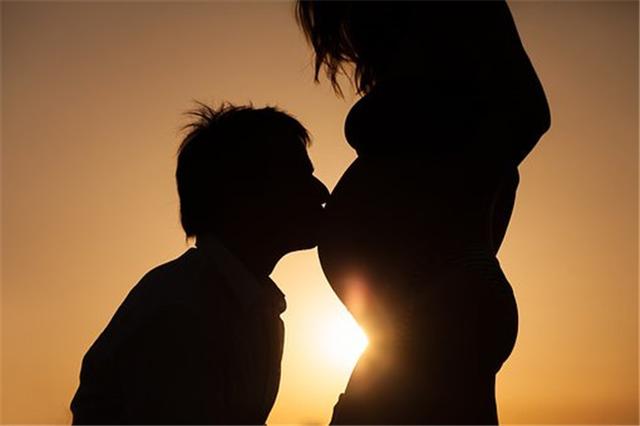 34周的孕妇，婴儿头大腿短，补钙迟不迟？很多准妈妈还不太清楚