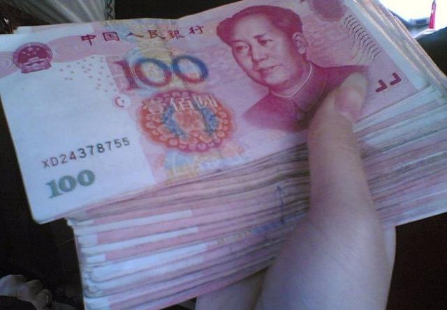 孩子自卑全怪他自己？要重视起来，孩子自卑和家长有很大关系