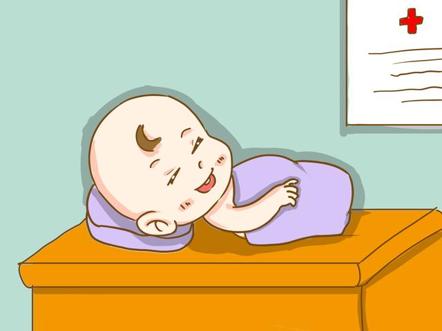 结婚五年终于怀孕，宝宝刚出生就长了两颗牙，宝妈心疼哭了