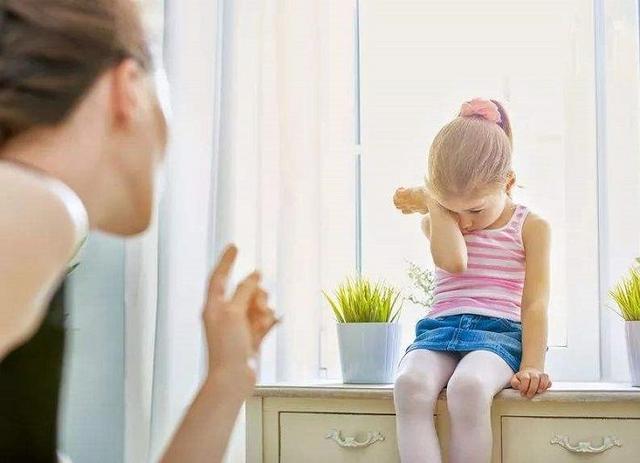 “毁”掉一个孩子有多简单？只需要这7步，很多家长都做过