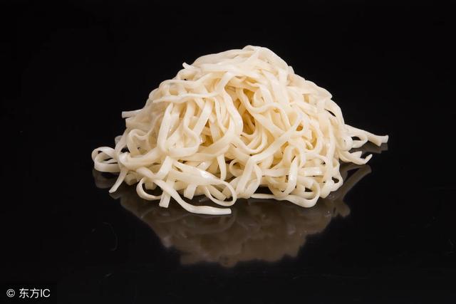 妈妈不想被喂饭累死，12月以内要常让宝宝吃这种食物，好处多