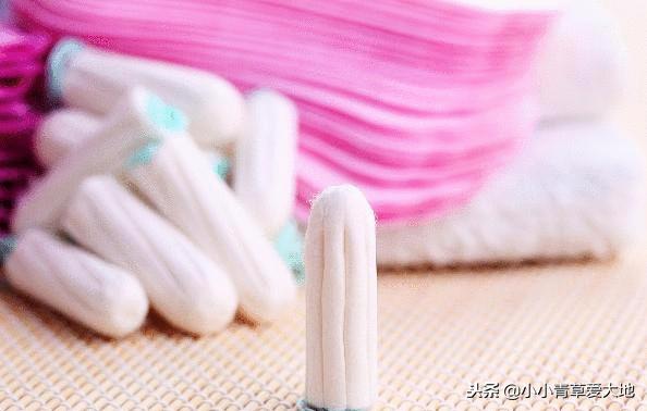 女孩第一次来月经什么年龄合适？早于这个年龄，可能会影响身高！