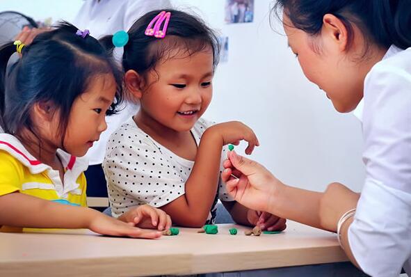 这种玩具被妈妈避如蛇蝎，心理学家却提倡多玩，对孩子意义重大