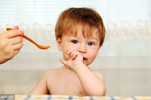 妈妈不想被喂饭累死，12月以内要常让宝宝吃这种食物，好处多