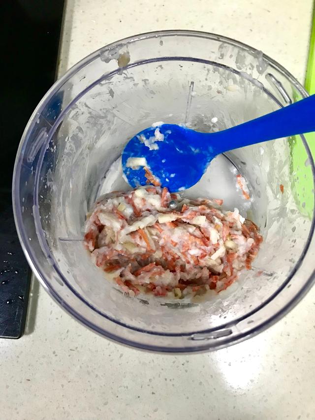新手妈妈晒辅食，不加调料的胡萝卜虾糕，超正！