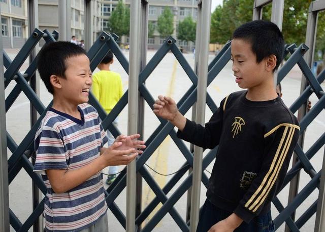 孩子到了6岁就得上学了？不一定，对男孩来说6岁上学并不是好年龄