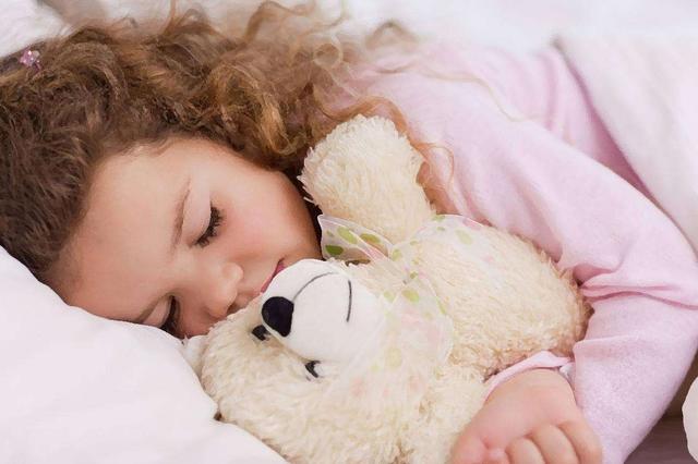 孩子早睡易长个？儿科医生：这3个因素，才是影响孩子长个的关键