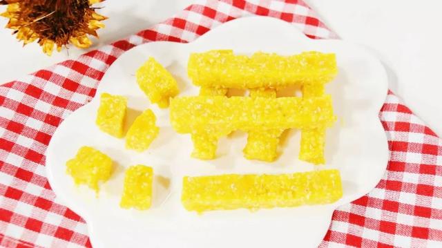 吃腻了南瓜小米粥，试试这个！多一个步骤，换一种吃法！