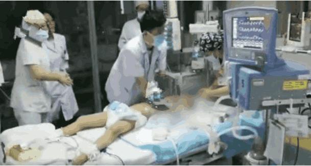 三岁宝宝因尿床致死，知道真相后，宝妈怒扇婆婆