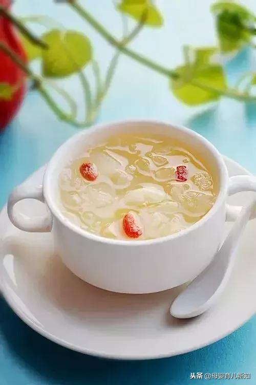 秋冬季天气转凉，如何吃水果既能补充营养又不伤孩子脾胃？