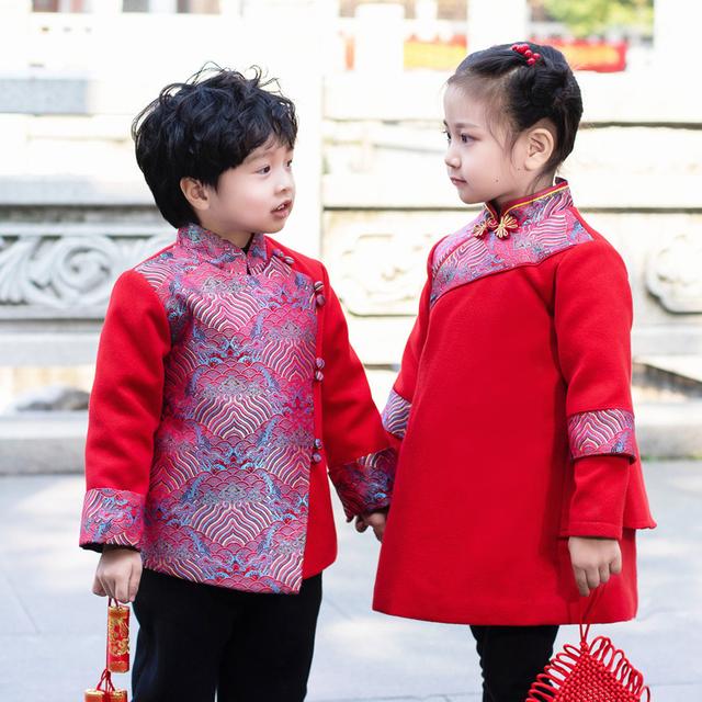 建议大家：春节就让孩子穿这“拜年服”，可爱又喜庆人见人爱