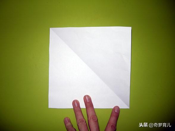 圣诞节儿童手工之纸片雪花，简单又好玩，送免费模板！