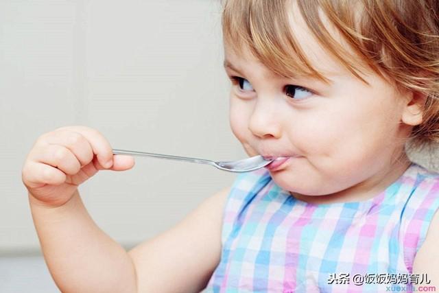 天冷用1根萝卜搞定的早餐，营养翻倍不说，保准宝宝吃一口就上瘾