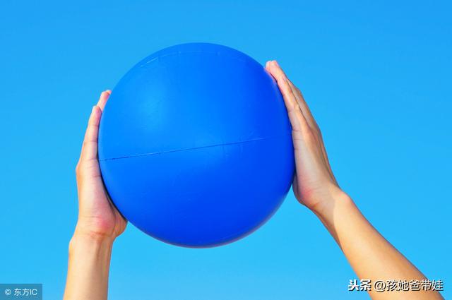 父母和孩子玩这个简单的游戏,就可以提升孩子注意力