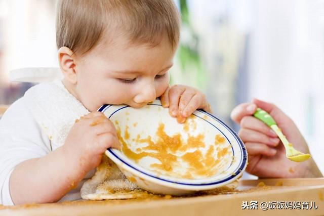 宝宝便秘好难受，聪明妈妈都给吃这样的辅食，让宝宝远离便秘