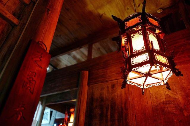 爸爸姓顾，爷爷给孩子取了一个平平凡凡的字，却有着很高的意境