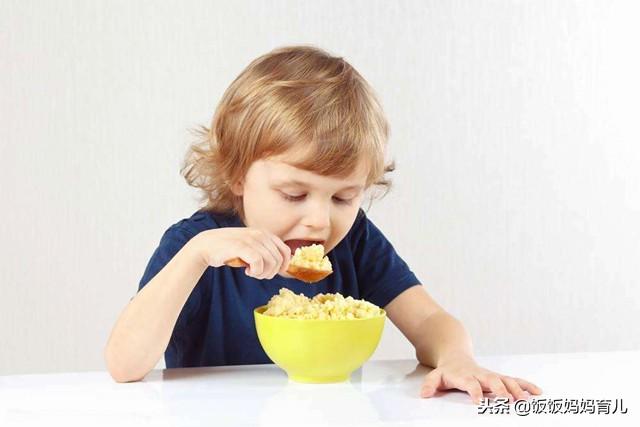 把饭这么做比肉香，营养满分还对眼睛好，保准宝宝吃完了还想吃