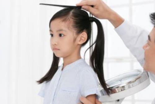 家长留意了：1-18岁男女孩最新身高标准，你家孩子达标了吗？