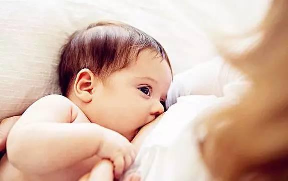 母乳之路:宝妈最孤单的三个时刻,再难也要坚持