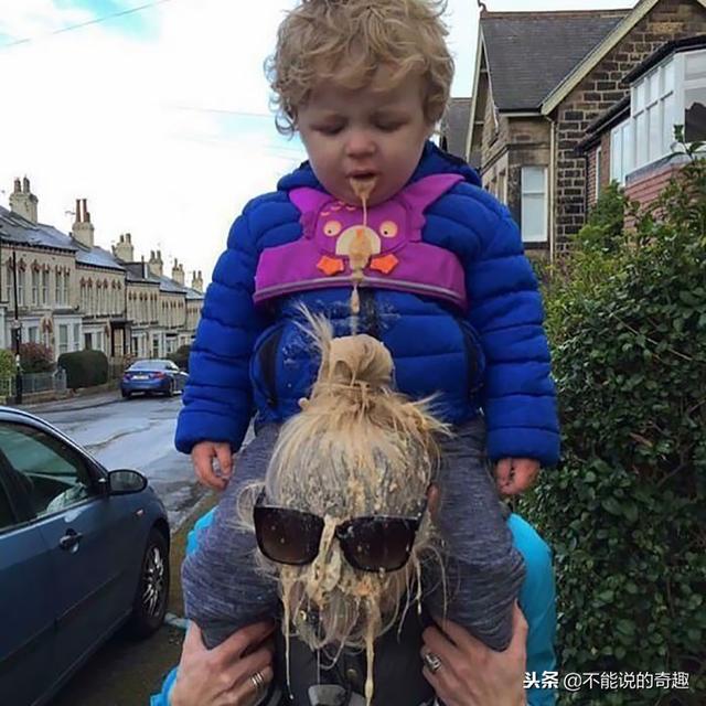 国外父母发起带孩子分享照活动，最后发现孩子是一“无解”的存在