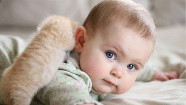 新生儿吐奶很正常，但若是有这3种症状，宝妈就要重视了