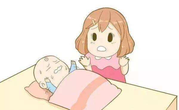 新手妈妈曾起夜七八次，如今二胎宝宝却不再哭闹，只靠三点方法