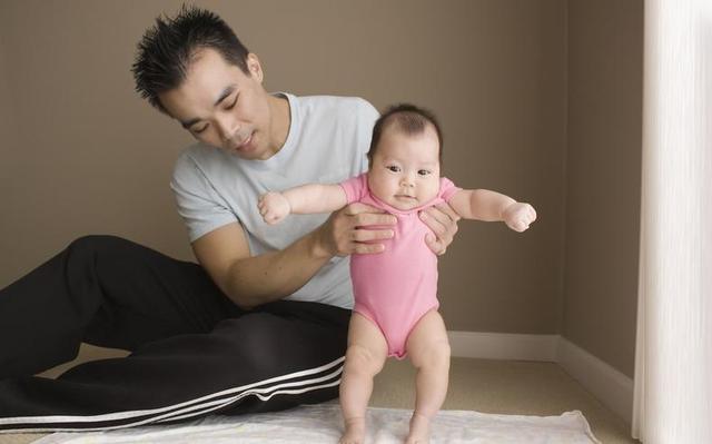 宝宝学走路，这些错误一定不要犯